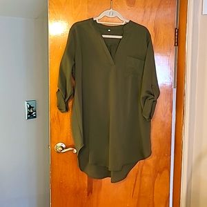 Evelust Women's rolled tab sleeve tunic Size XL Olive color